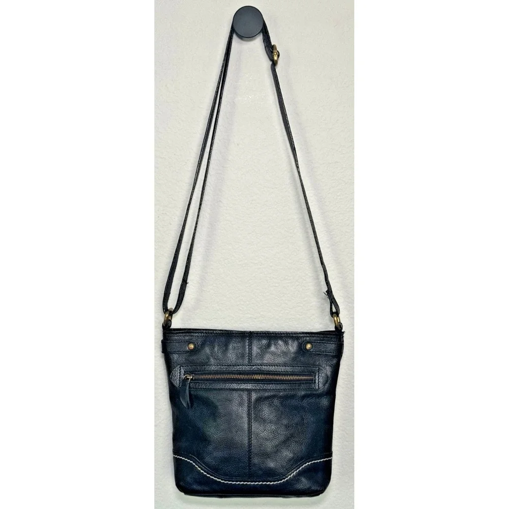Born Black Leather Bucket Crossbody Shoulder Handbag Accent Stitching